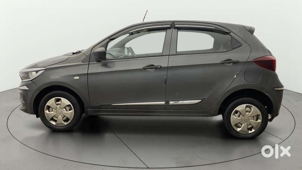 Tata Tiago 1.2 Revotron Xm, 2023, Cng & Hybrids