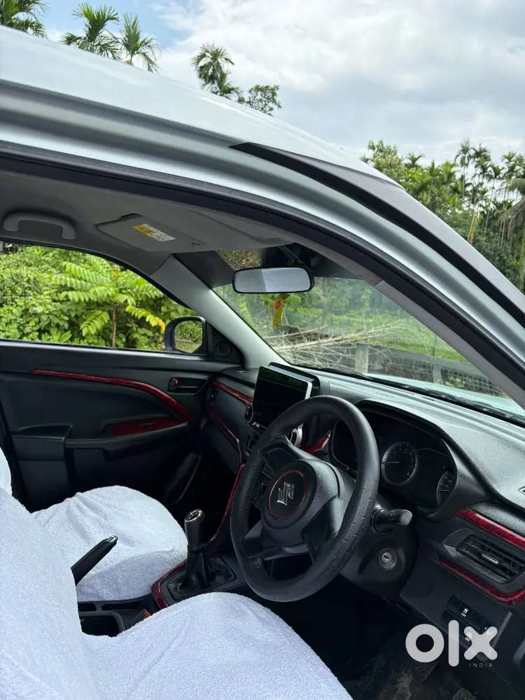 Maruti Suzuki Brezza 2823 Lxi Smart Hybrid
