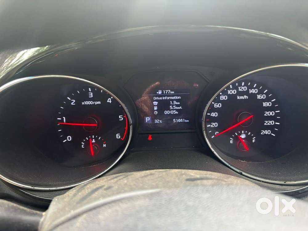 Kia Carnival Prestige, 2021, Diesel