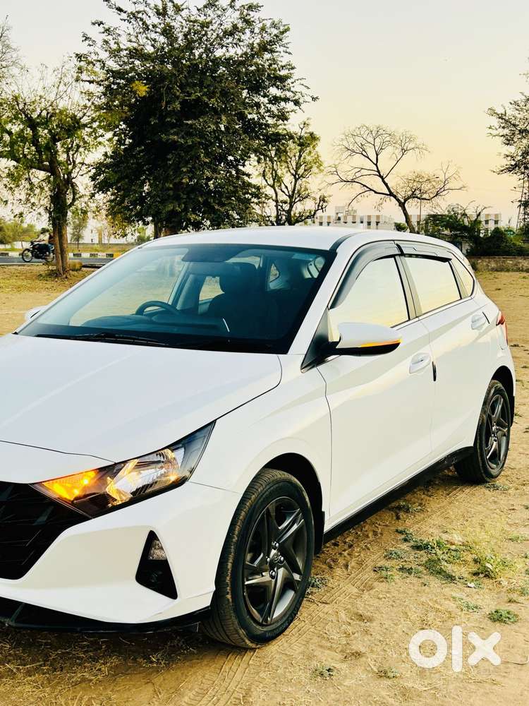 Hyundai New I20 1.2 Sportz Ivt, 2023, Petrol