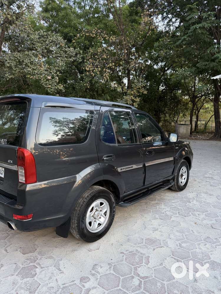 Tata Safari Storme [2015-2019] 2.2 Ex 4x2, 2017, Diesel