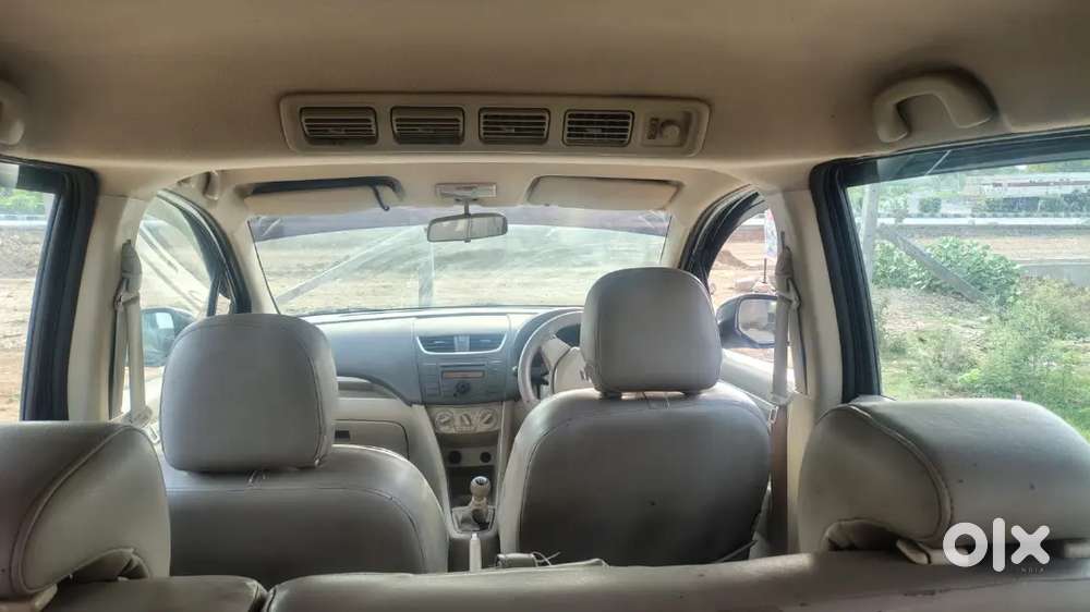 Maruti Suzuki Ertiga 2013