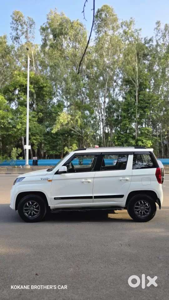 Mahindra Tuv 300 T10 Amt, 2017, Diesel