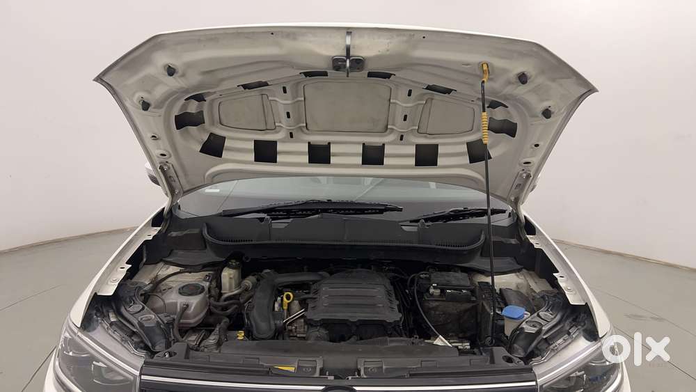 Volkswagen Taigun Topline 1.0 Tsi At (electric Seats), 2021, Petrol