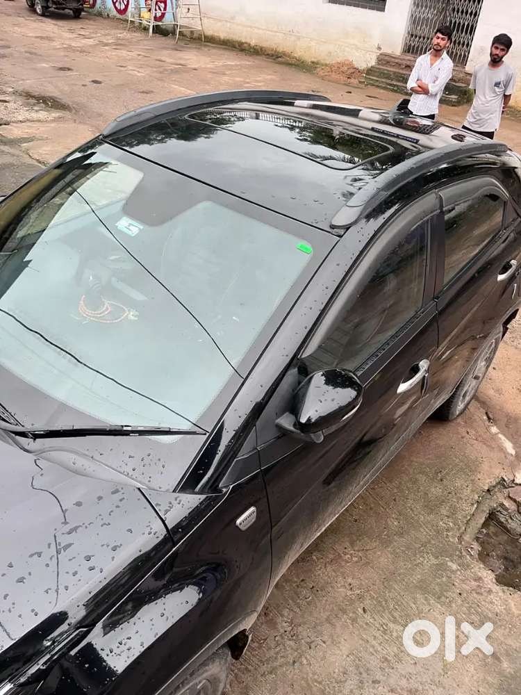 Tata Nexon Dark Diesel 2023