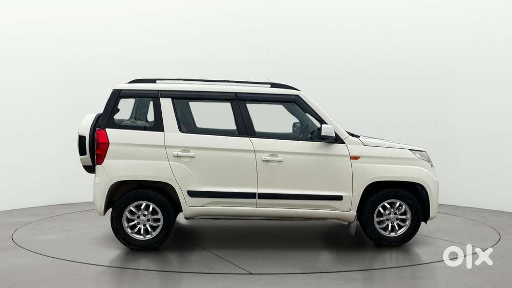 Mahindra Tuv 300 Mhawk100 T8, 2018, Diesel