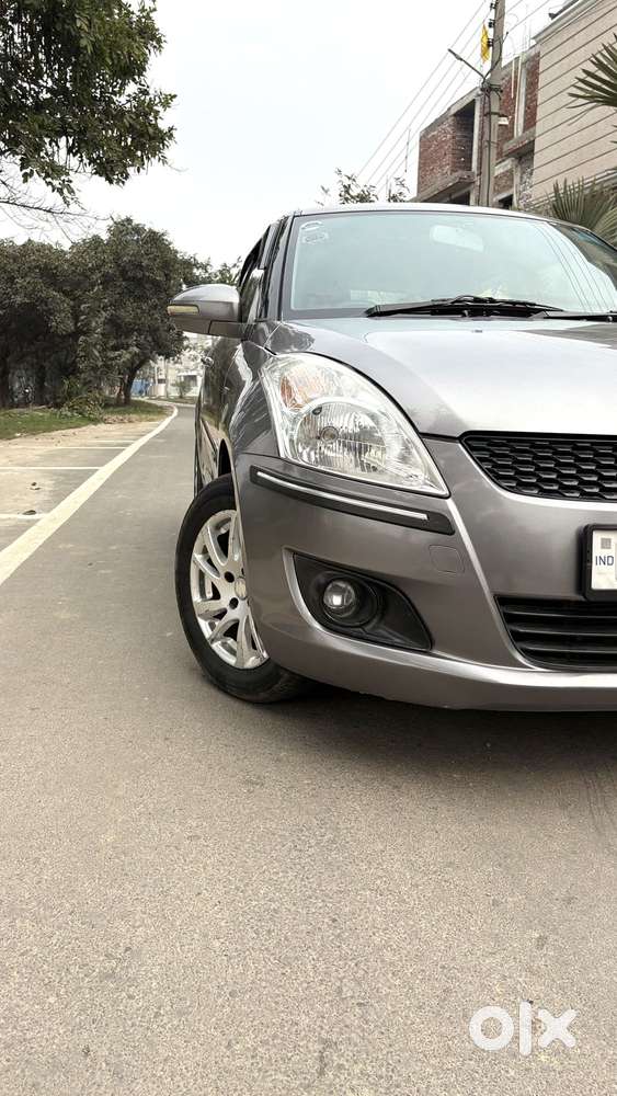 Maruti Suzuki Swift Vvt Zxi, 2013, Petrol