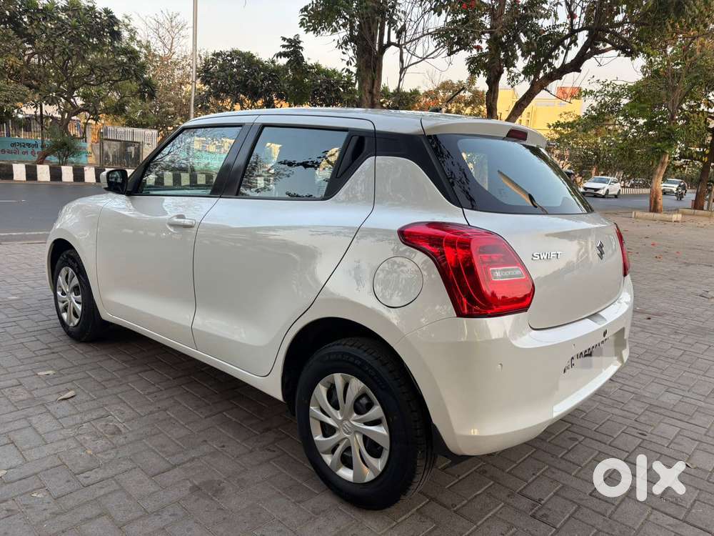 Maruti Suzuki Swift Amt Vxi, 2020, Petrol