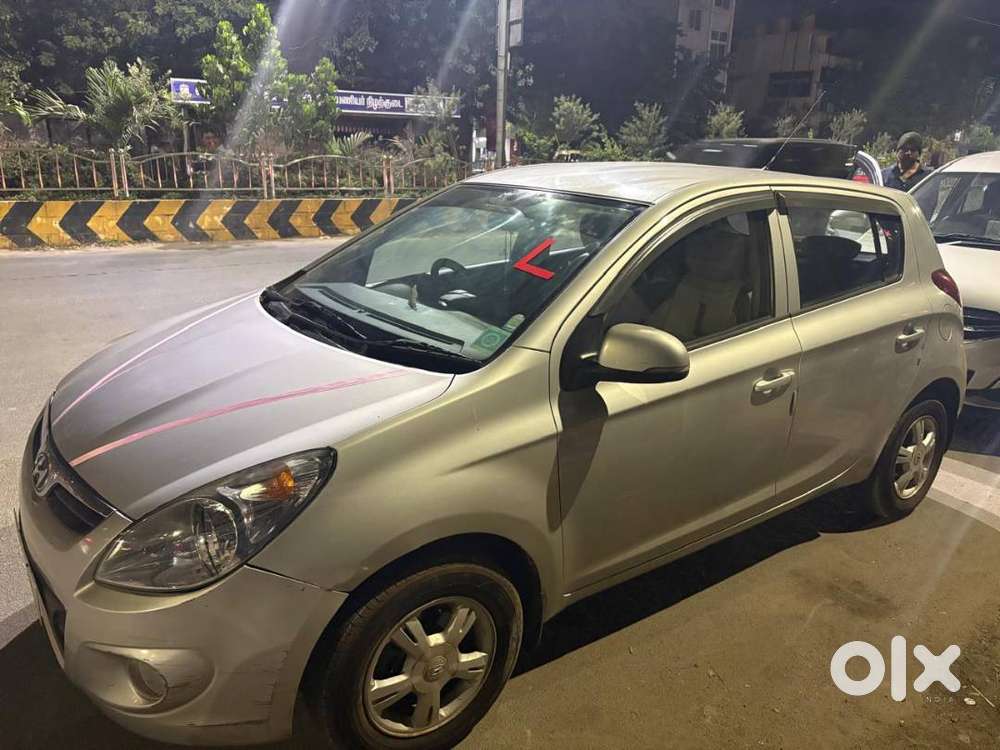 Hyundai I20 Sportz- Petrol