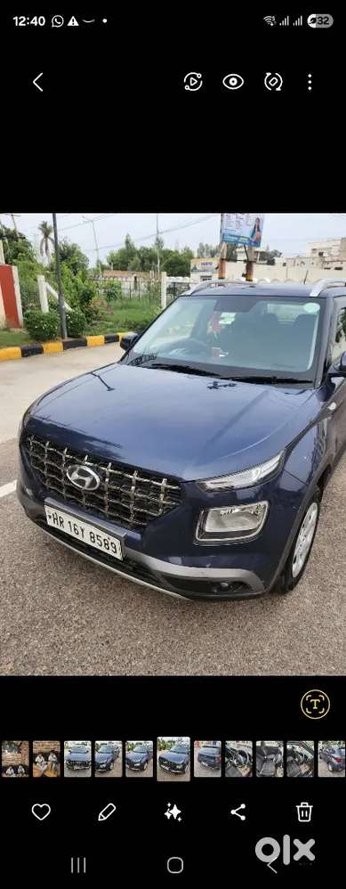 Hyundai Venue 2021 Petrol 60000 Km Driven