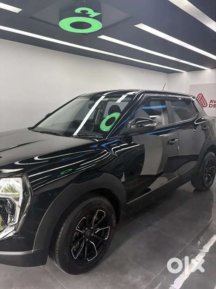 Mahindra Xuv 3xo Amt  2024