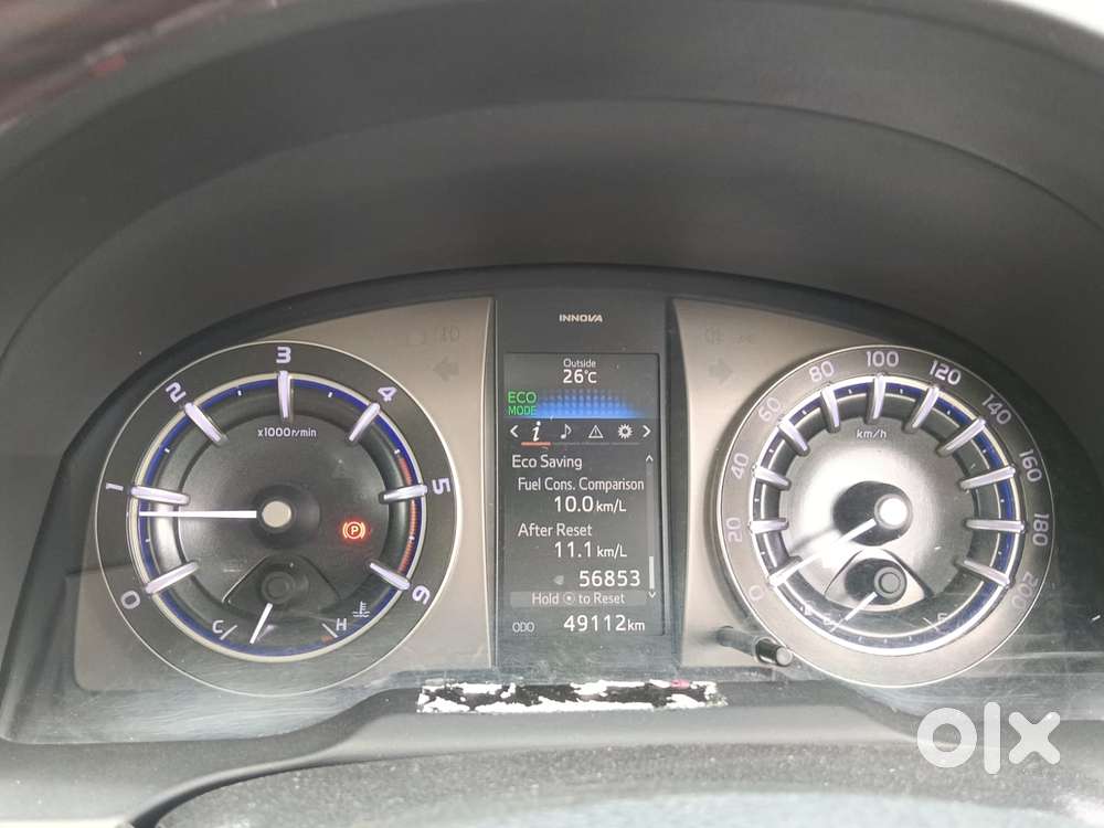 Toyota Innova Crysta 2.4 Vx Mt 8s, 2016, Diesel