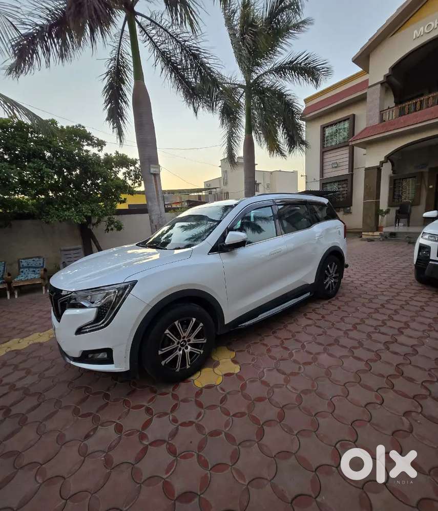 Mahindra Xuv700 2024 Diesel 90000 Km Driven
