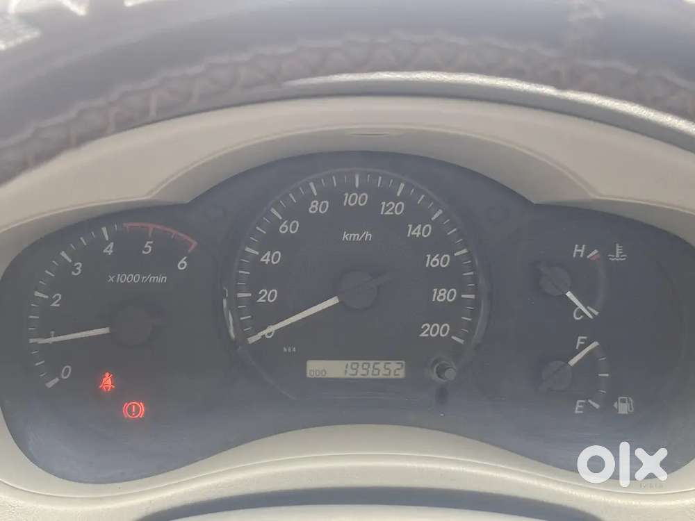 Toyota Innova 2.5 G 2013