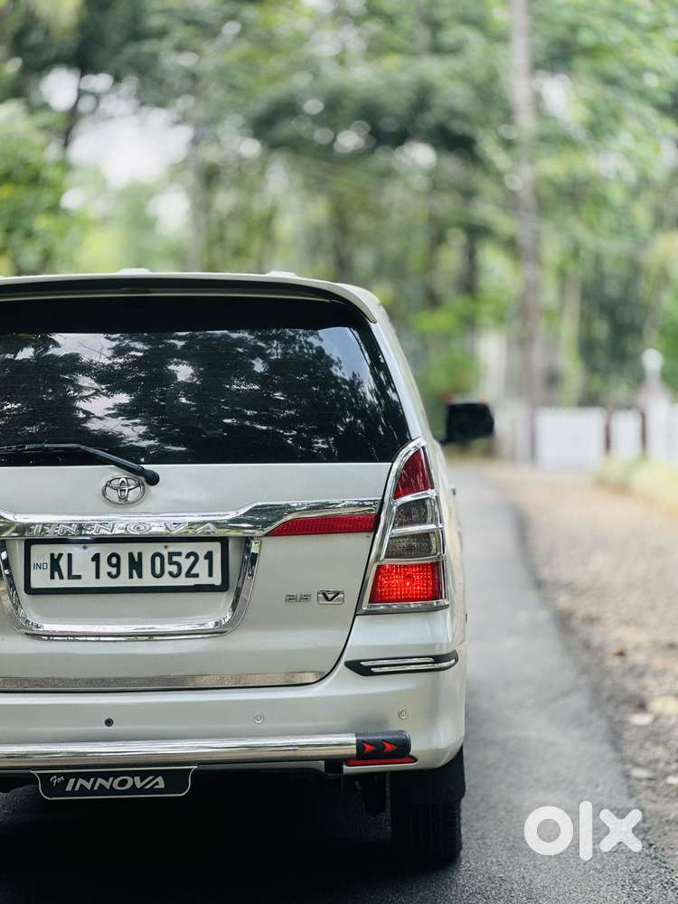 Toyota Innova 2.5 V 7 Str, 2012, Diesel
