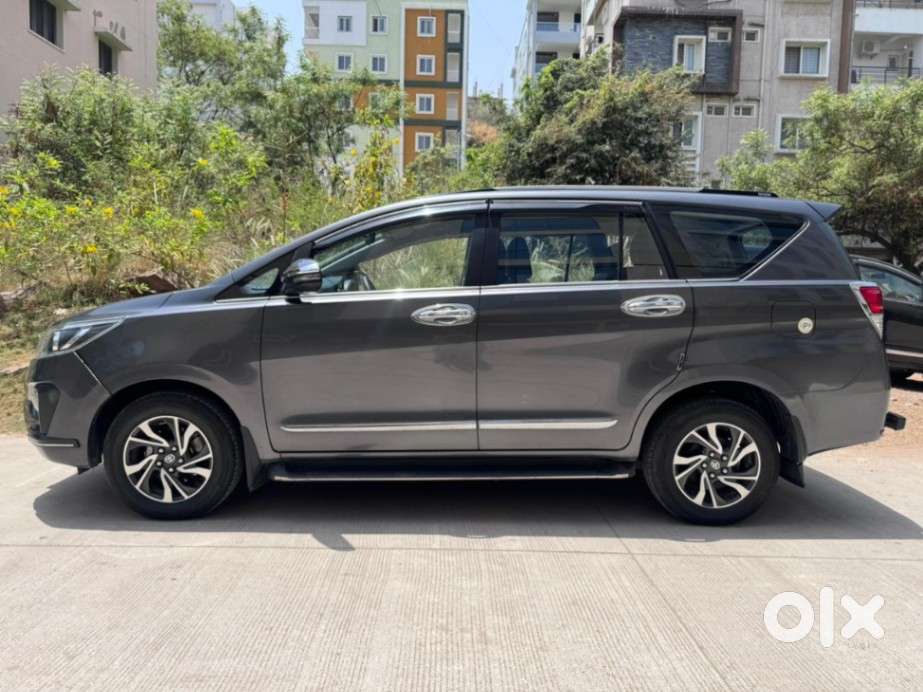 Toyota Innova Crysta G 7 Str, 2022, Petrol