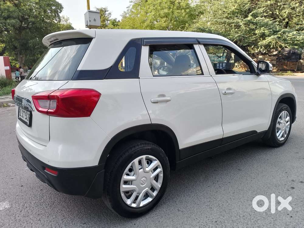 Maruti Suzuki Brezza 1.5 Lxi Smart Hybrid, 2022, Petrol