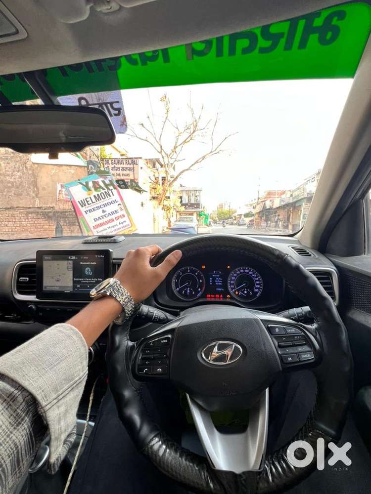 Hyundai Venue 2020 Diesel Well Maintained