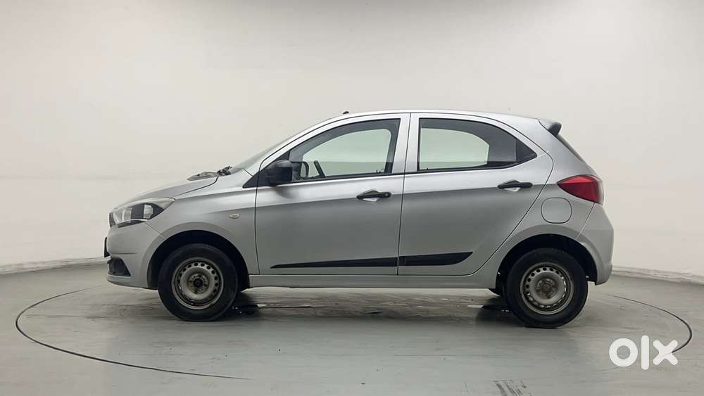 Tata Tiago Xe, 2019, Petrol
