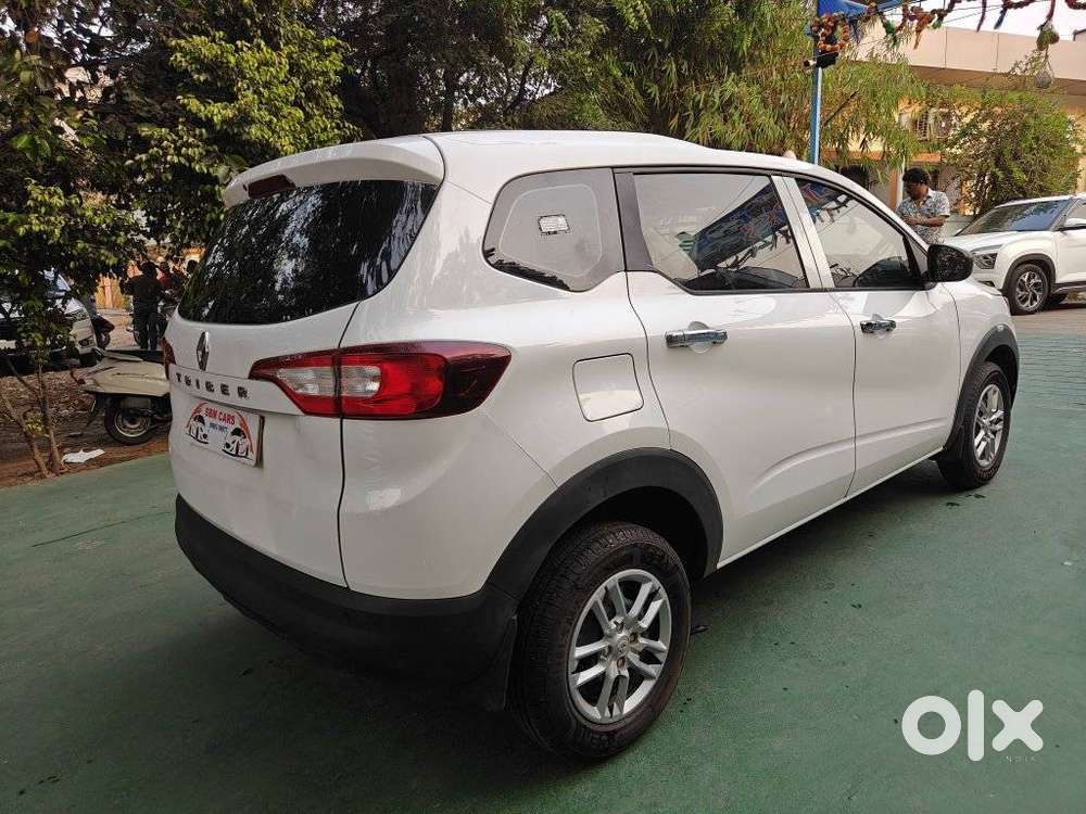 Renault Triber Rxl, 2024, Petrol