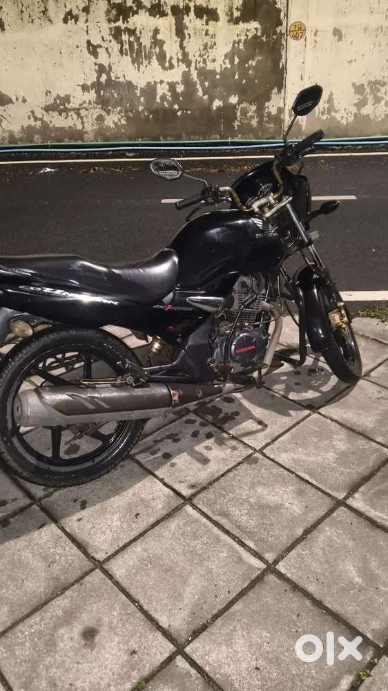 Honda CB Unicorn 2013 km driven
