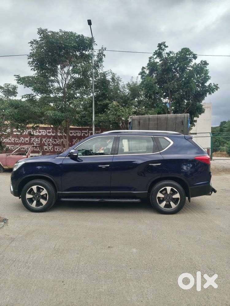 Mahindra Alturas G4 4x2 At, 2022, Diesel