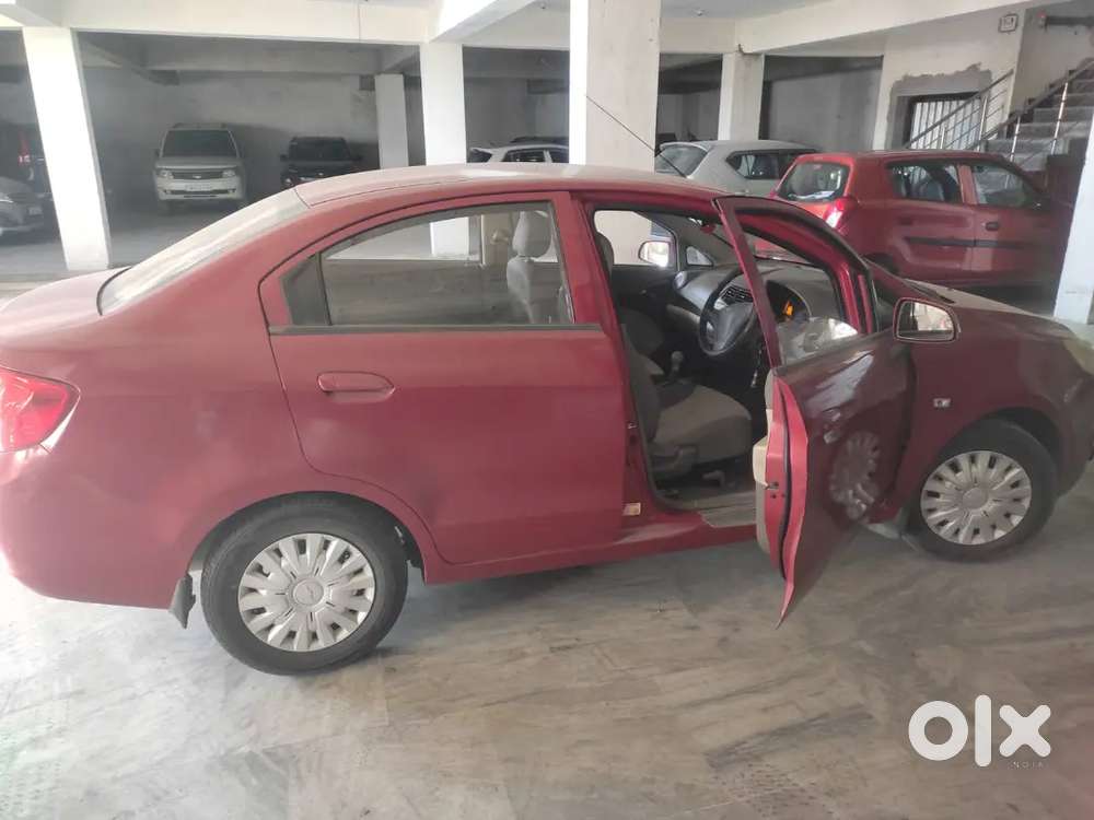 Power Steering
Power Windows (front & Rear)