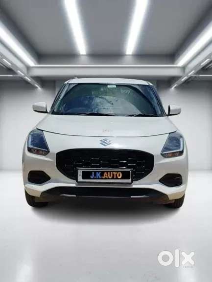 Maruti Suzuki Swift Vxi, 2025, Petrol