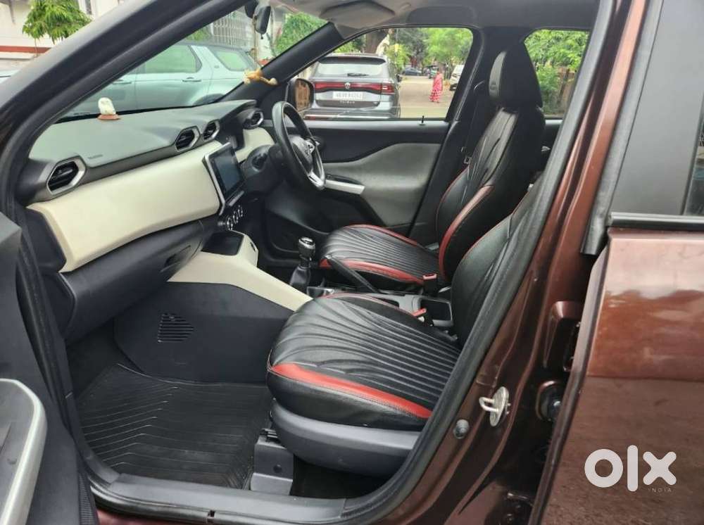 Nissan Magnite 1.0 Xv, 2021, Petrol