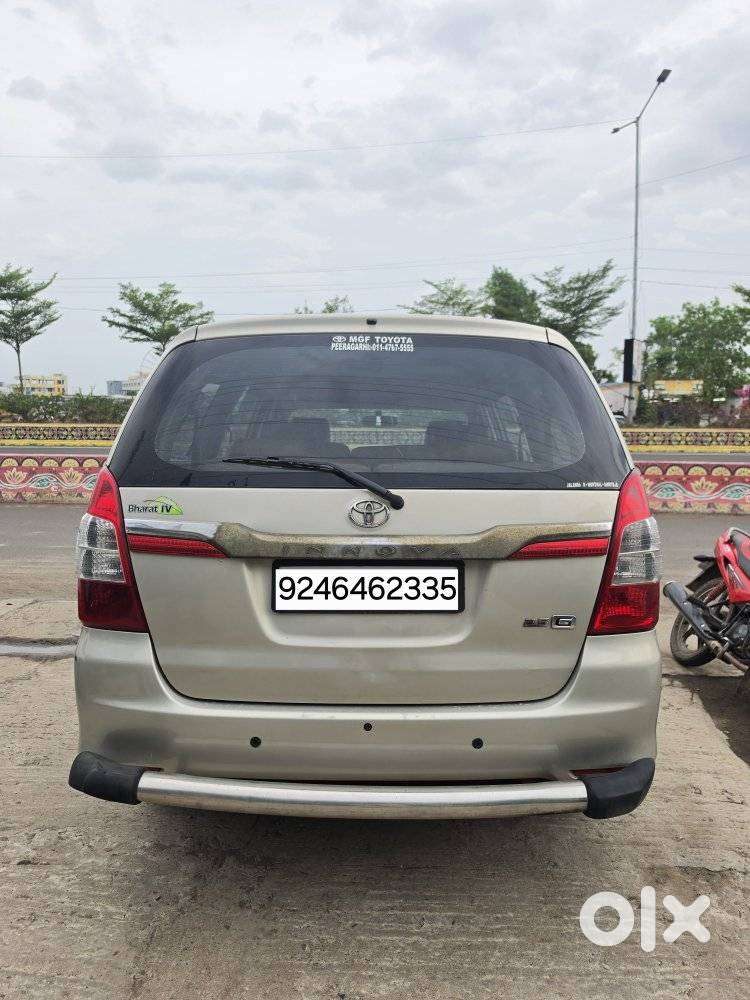 Toyota Innova 2.5 G (diesel) 8 Seater, 2014, Diesel