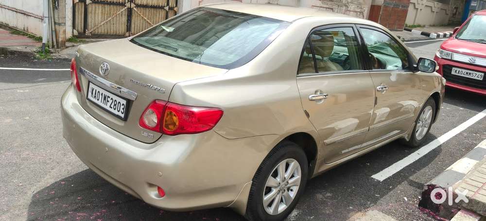 Toyota Corolla Altis G, 2010, Petrol