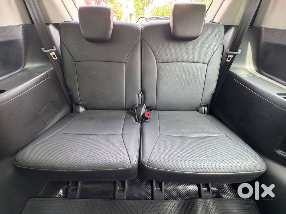 Maruti Suzuki Xl6 1.5 Alpha Mt, 2023, Petrol