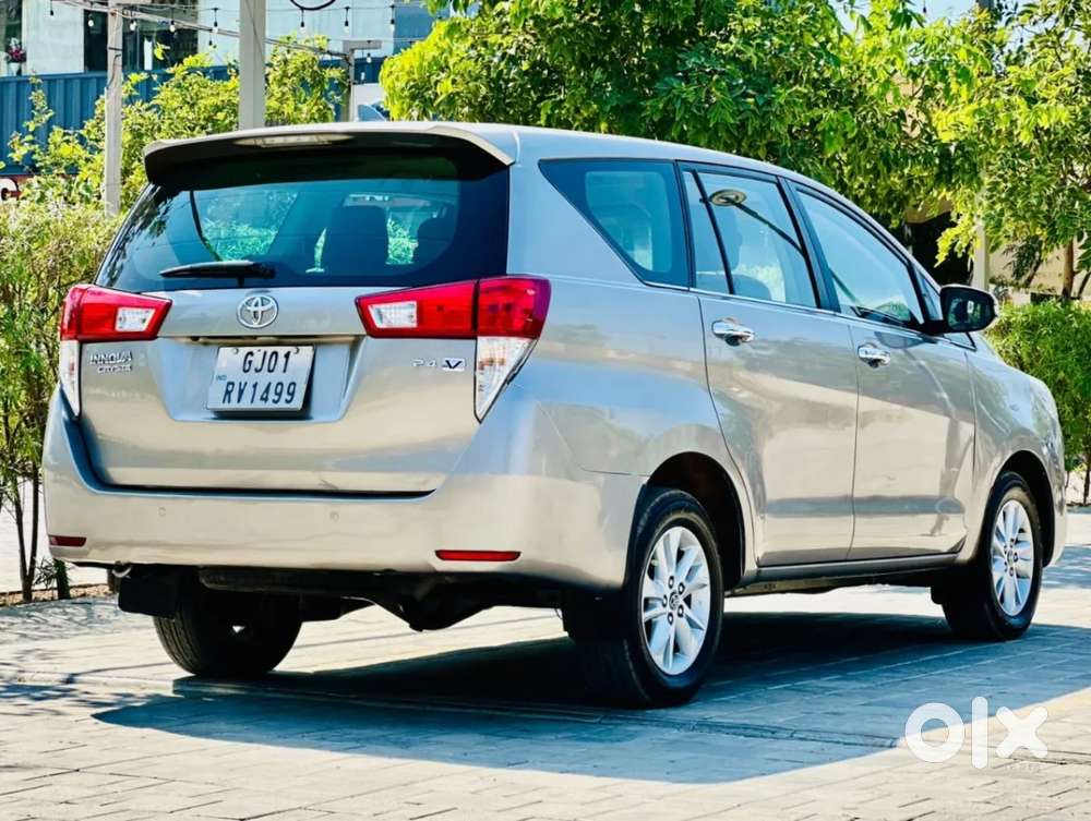 Toyota Innova Crysta 2.4 V 7 Str, 2016, Diesel