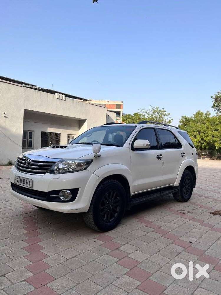 Toyota Fortuner 2011-2016 4x4 At, 2015, Diesel