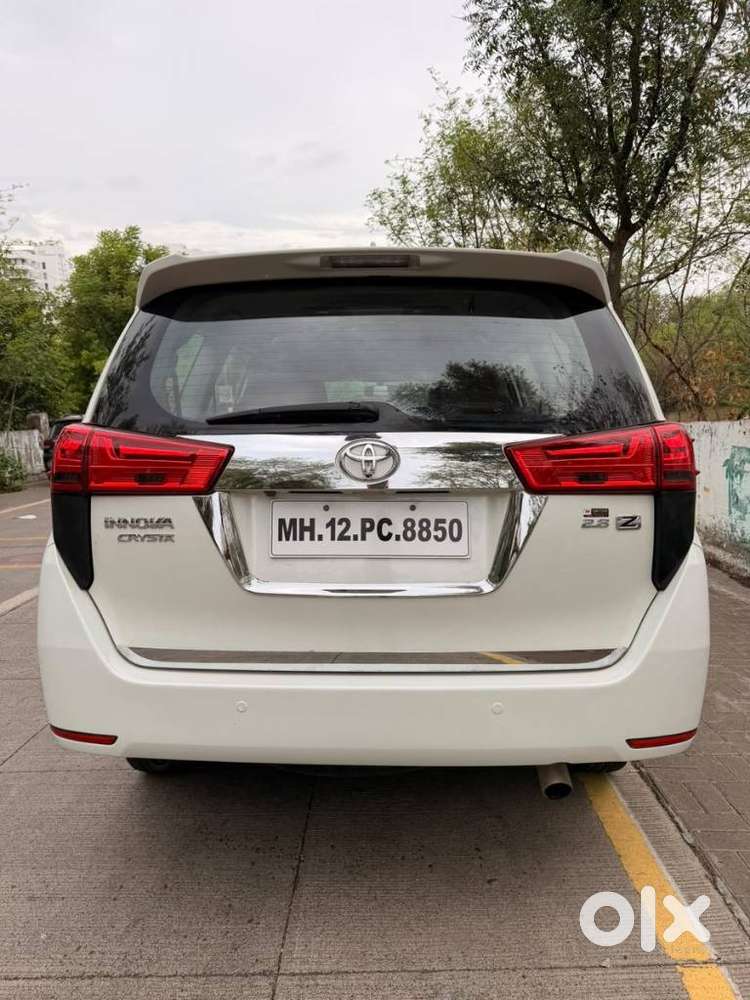 Toyota Innova Crysta 2.8z Automatic, 2017, Diesel