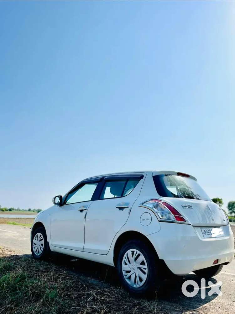 Maruti Suzuki Swift 2017 Petrol 40000 Km Driven