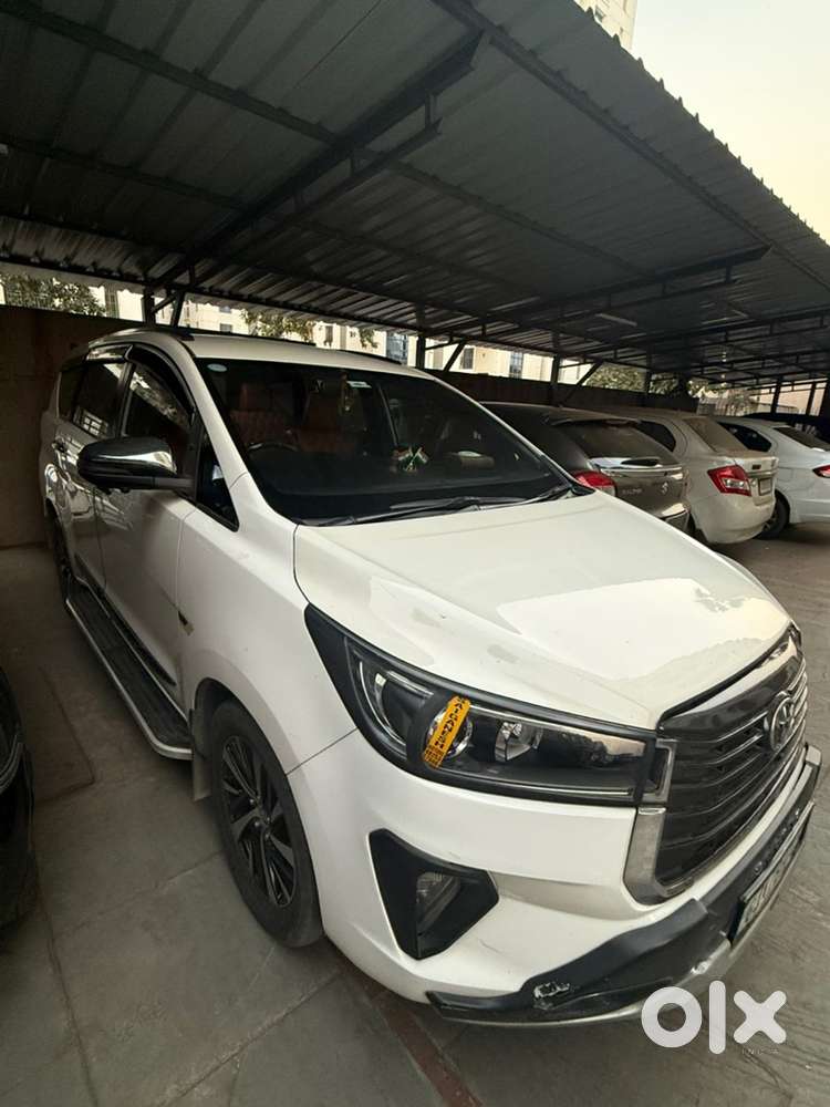 Toyota Innova Crysta 2017
