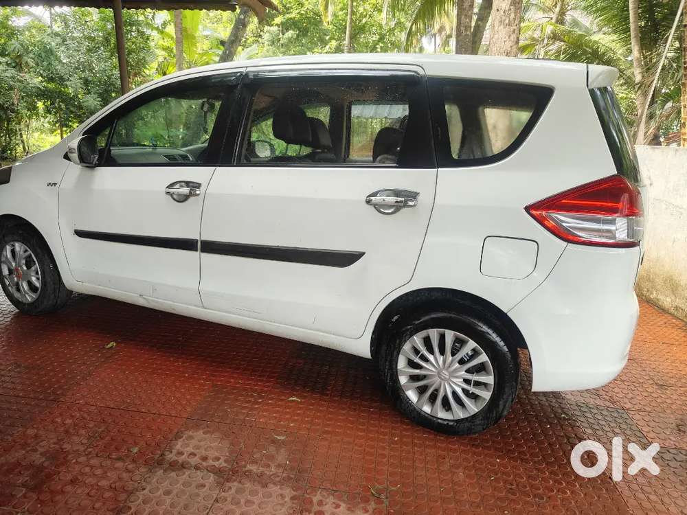 Maruti Suzuki Ertiga Vxi 2015