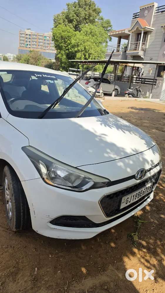 Hyundai Elite I20 2015 Diesel 120000 Km Driven