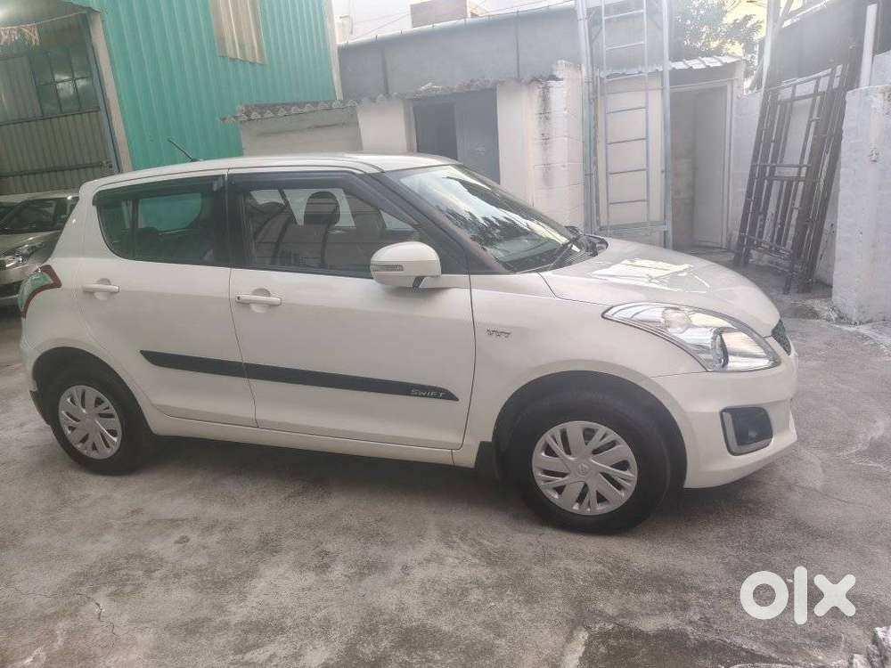Maruti Suzuki Swift Vxi, 2016, Petrol