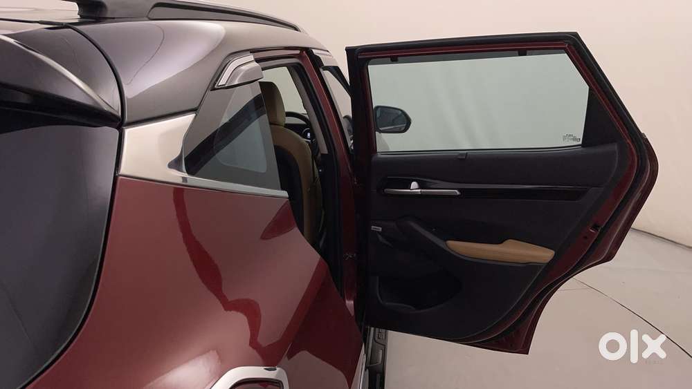 Kia Seltos 1.5 Htx+ Mt Dual Tone Imt, 2023, Diesel