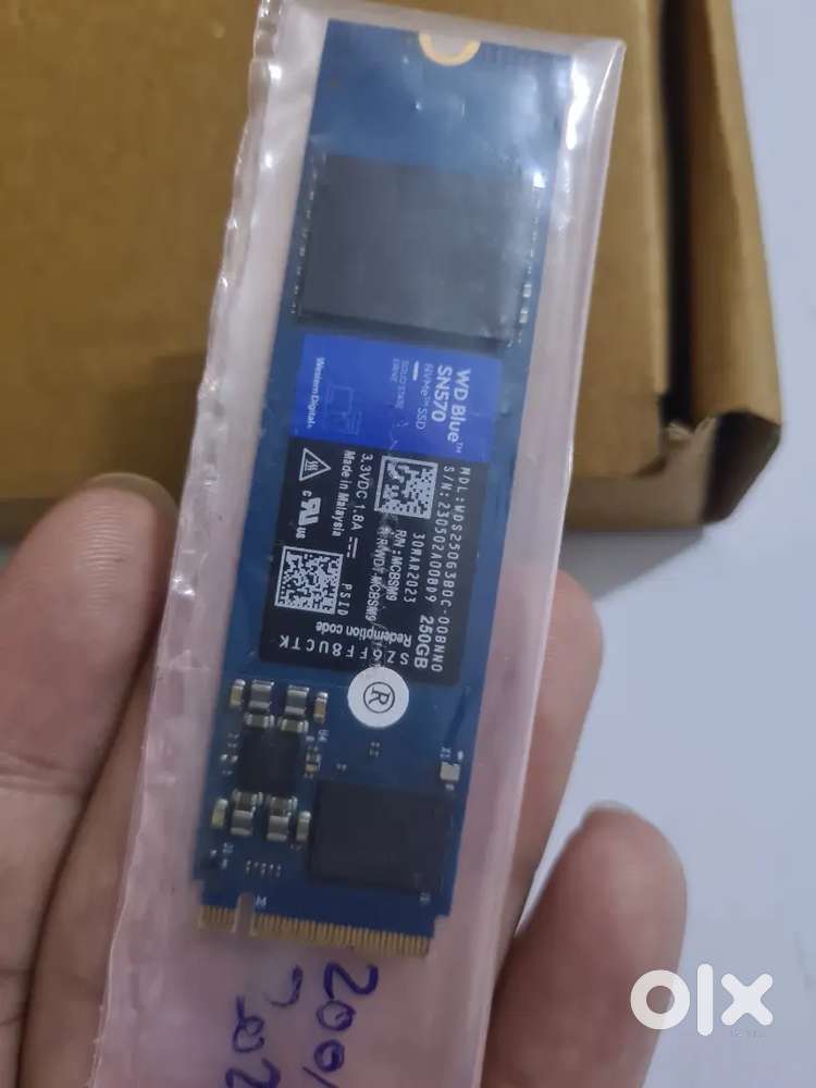WD BLUE 250 GB NVME SSD
