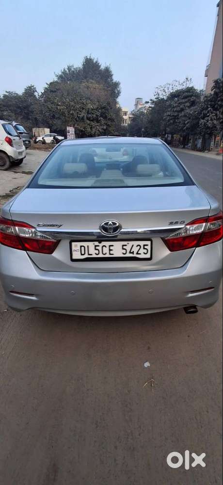 Toyota Camry 2013 Petrol Well Maintained