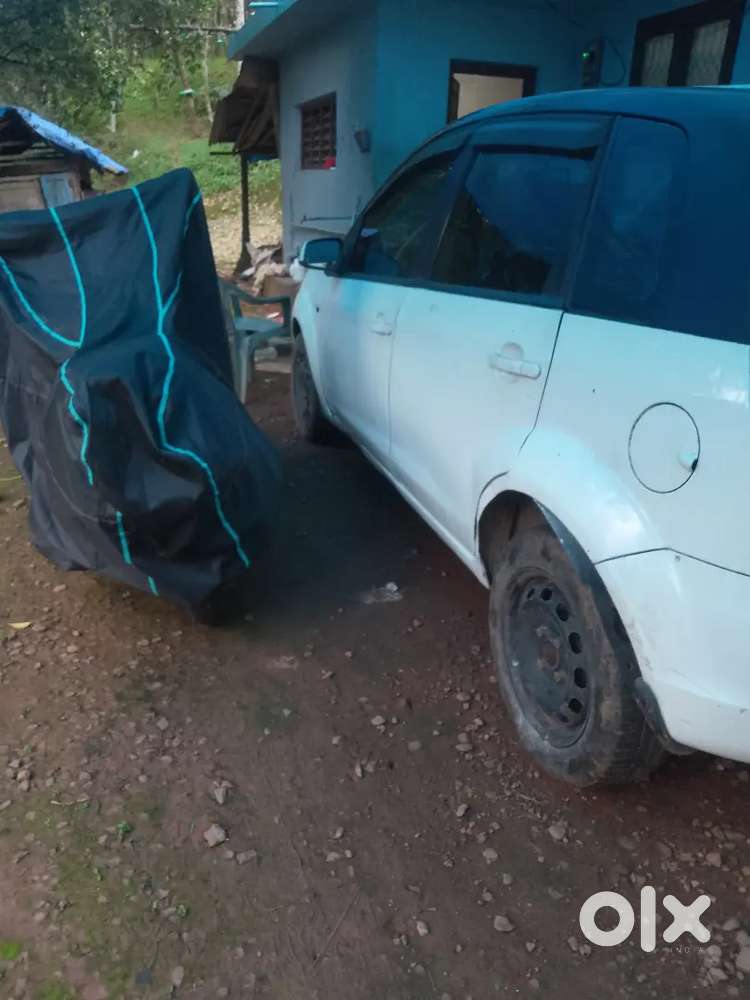 Ford Figo Petrol 2012