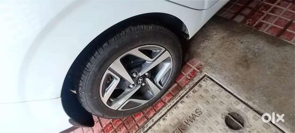 Hyundai Aura Sx Cng 2022