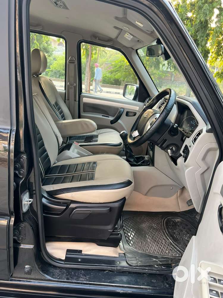 Mahindra Scorpio S10, 2017, Diesel