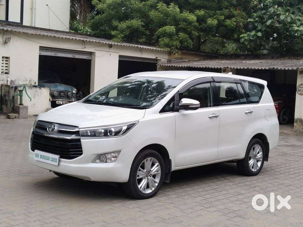 Toyota Innova Crysta 2.8z Automatic, 2016, Diesel