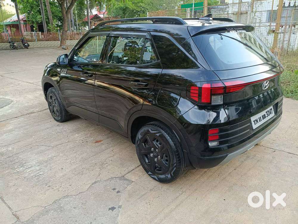 Hyundai Venue S, 2022, Petrol