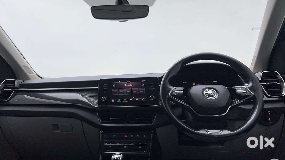 Skoda Kushaq Style 1.5l Tsi Mt, 2022, Petrol
