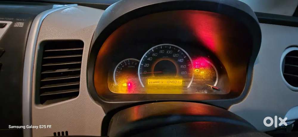 Maruti Suzuki Wagon R 1.0 2015 Petrol Well Maintained Single Owner